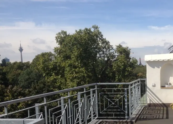 2 Zimmer Wohnung mit 118 m² in Düsseldorf – Bild 6