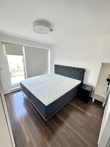 2 Zimmer Wohnung mit 80 m² in Düsseldorf – Bild 2