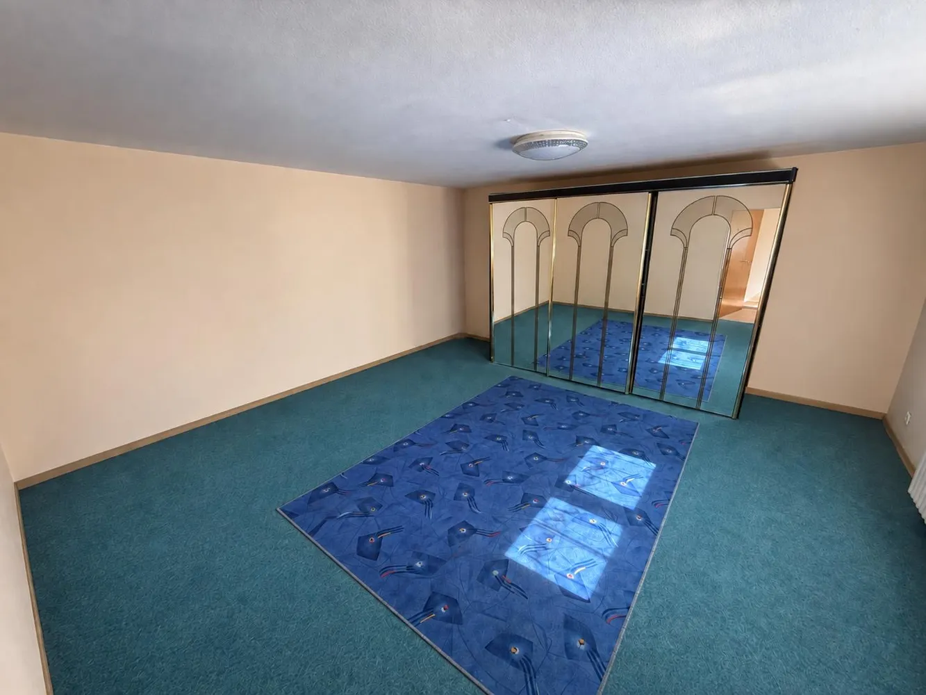2 room apartment with 30 m² in Frankfurt am Main – Photo 1