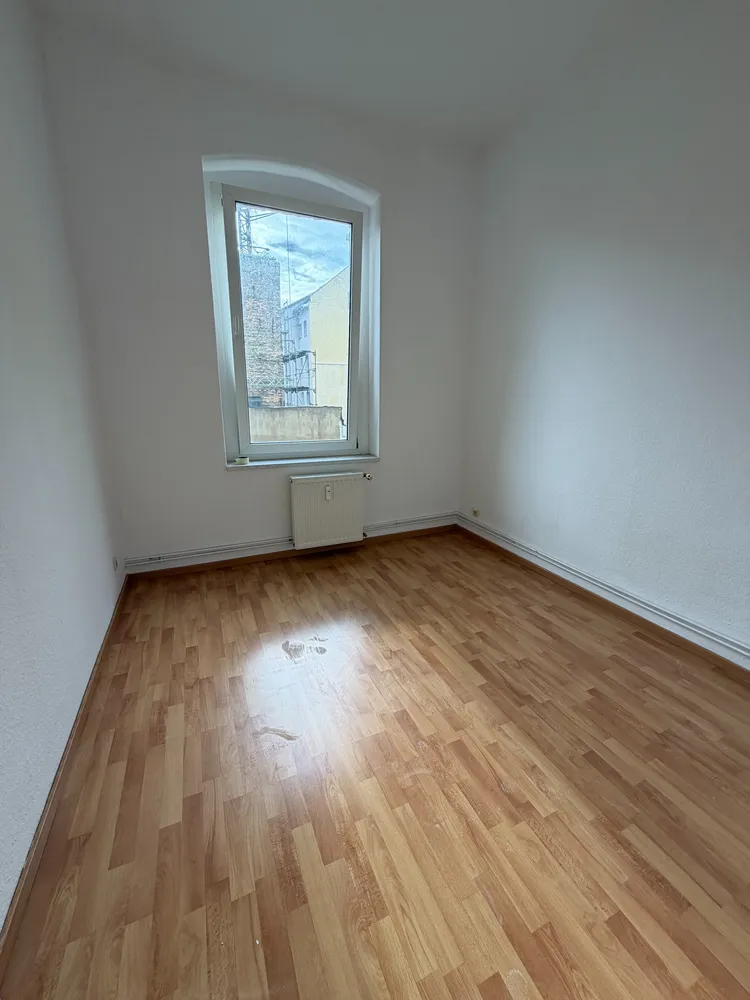 2 Zimmer Wohnung mit 47 m² in Halle (Saale) – Bild 4