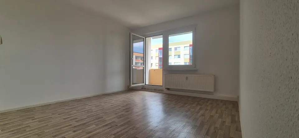 3 Zimmer Wohnung mit 56 m² in Crimmitschau – Bild 1
