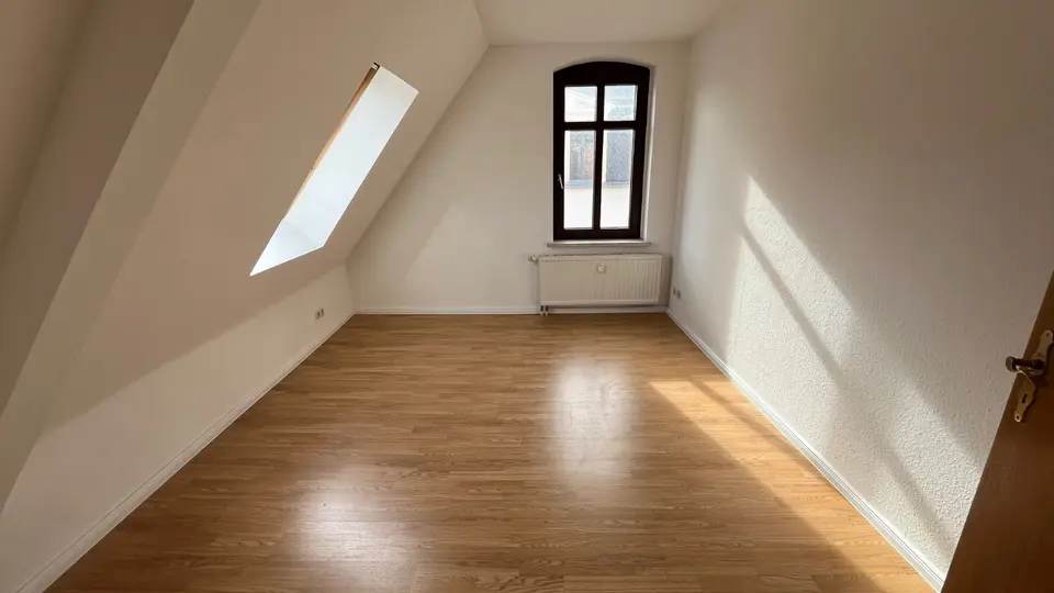 2 Zimmer Wohnung mit 51 m² in Werdau – Bild 3