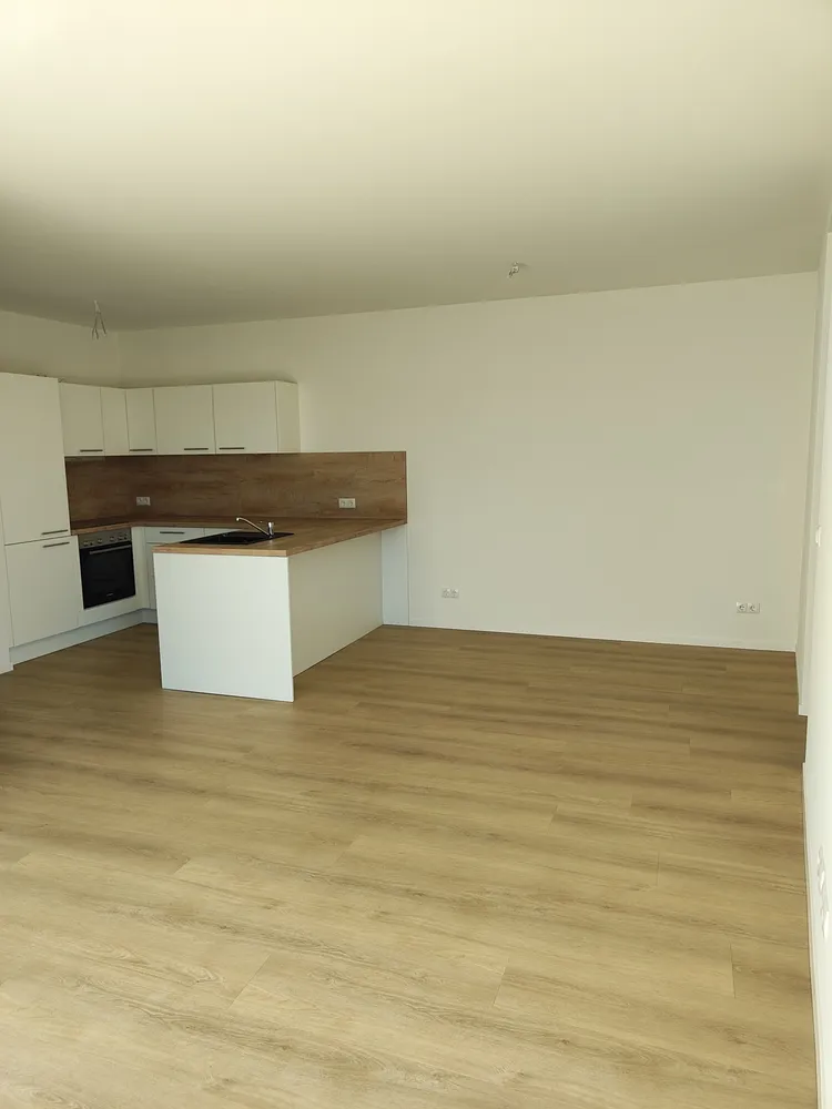 2 Zimmer Wohnung mit 76 m² in Schleswig – Bild 1