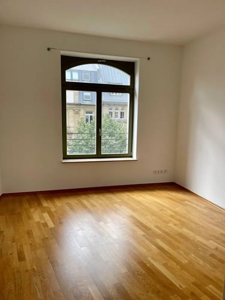 3 Zimmer Wohnung mit 106 m² in Frankfurt am Main – Bild 12