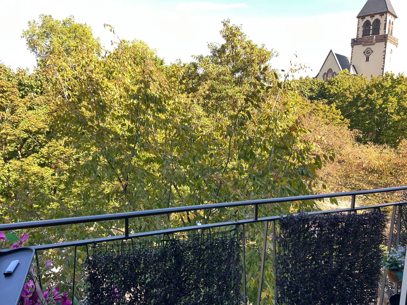 3 room apartment with 93 m² in Düsseldorf – Photo 2