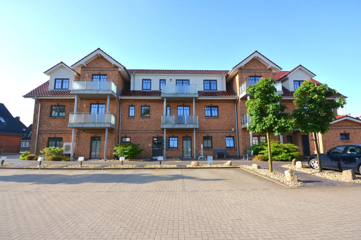 3 Zimmer Wohnung mit 100 m² in Heide – Bild 2