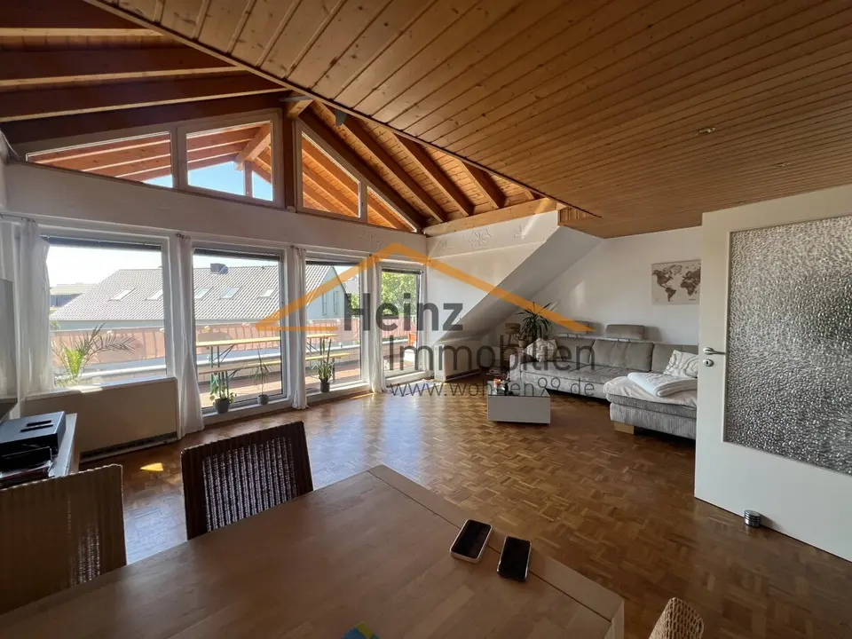 4 Zimmer Wohnung mit 110 m² in Bergisch Gladbach – Bild 2