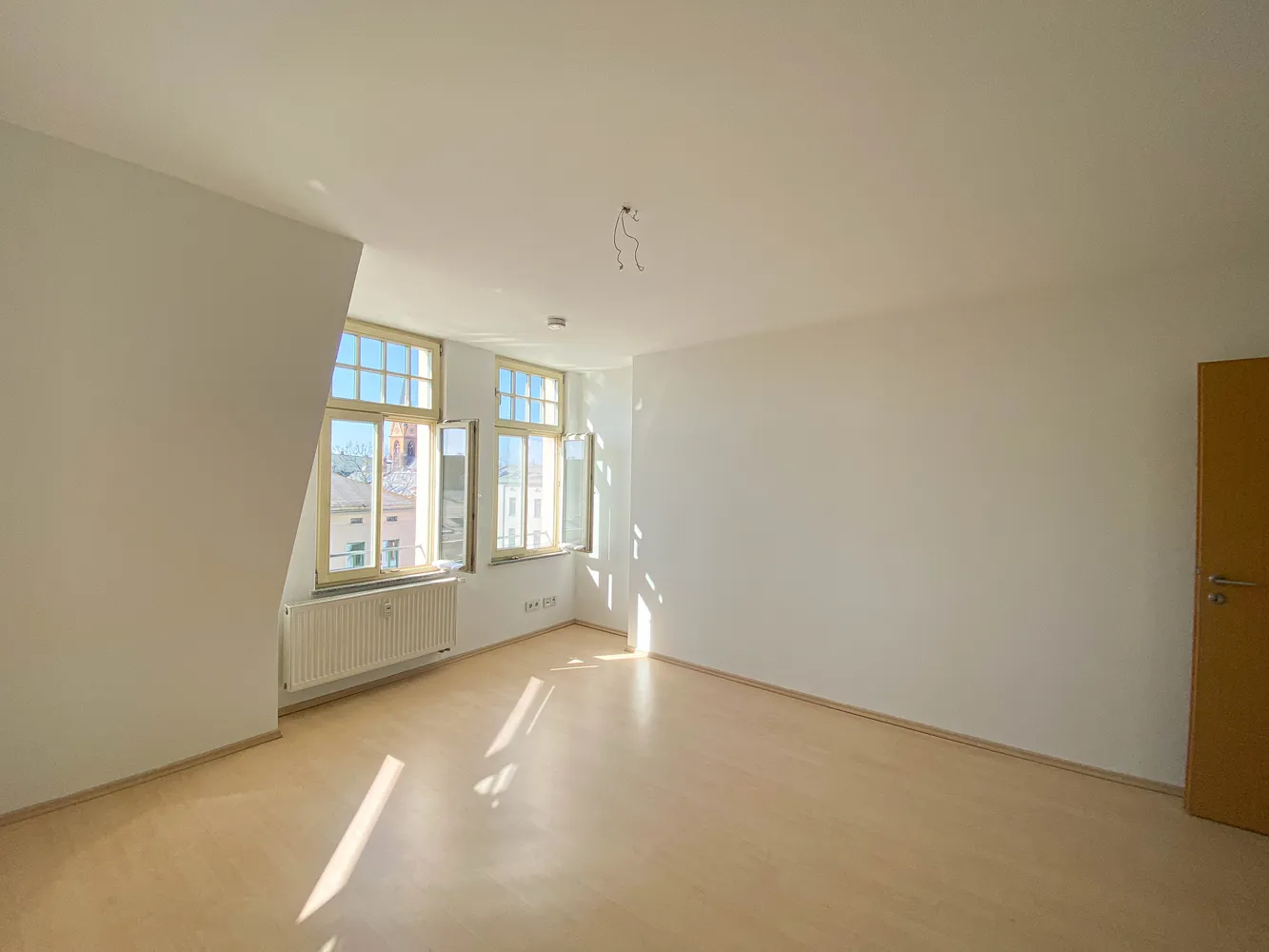 2 Zimmer Wohnung mit 37 m² in Halle (Saale) – Bild 2
