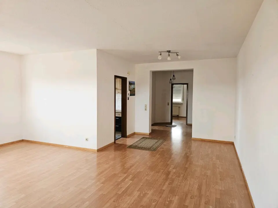 2 Zimmer Wohnung mit 70 m² in Saarbrücken – Bild 3