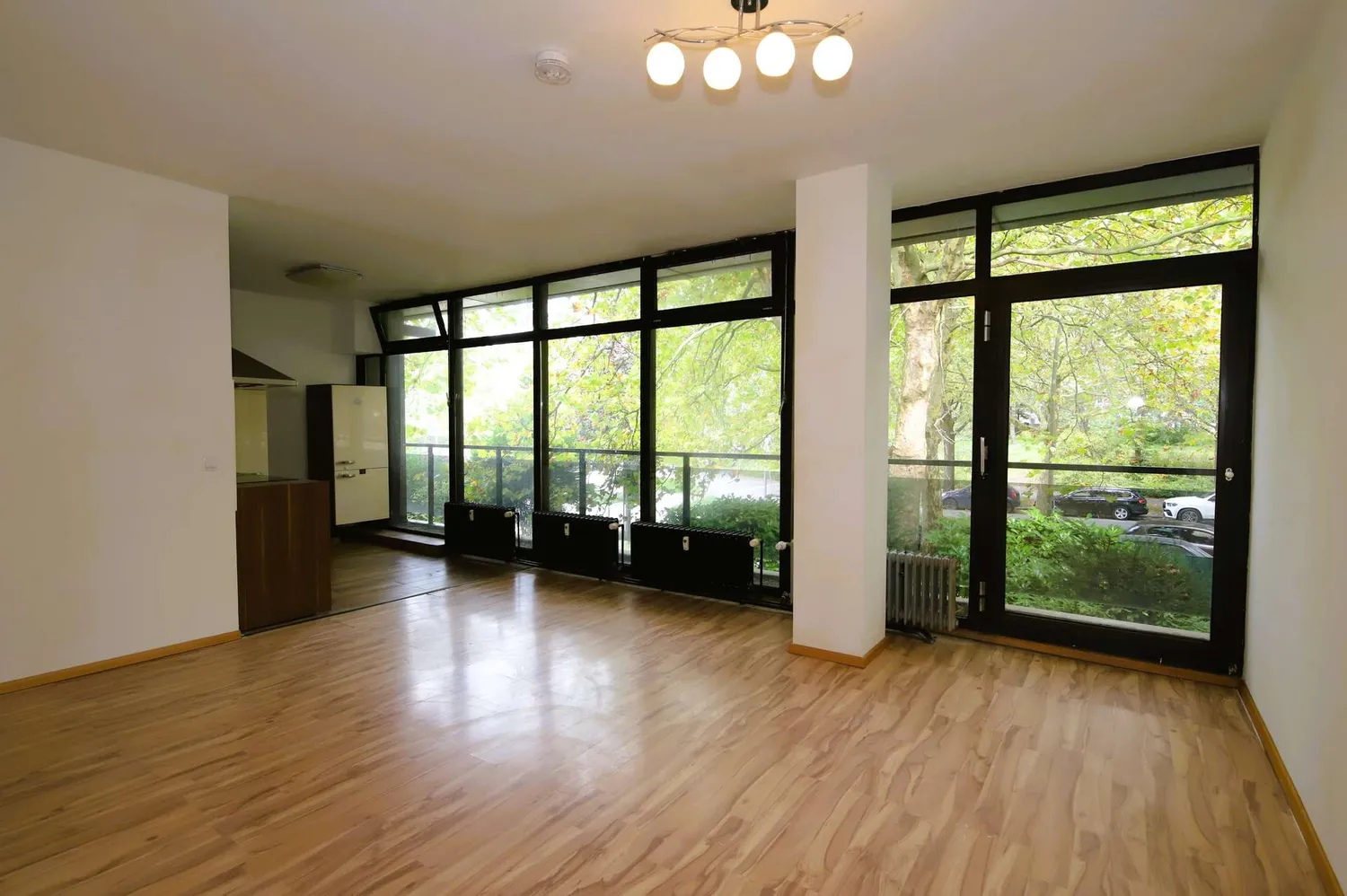 3 Zimmer Wohnung mit 95 m² in Hamburg – Bild 2