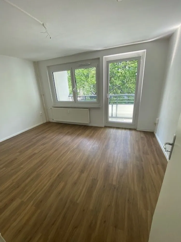3 Zimmer Wohnung mit 80 m² in Dresden – Bild 3