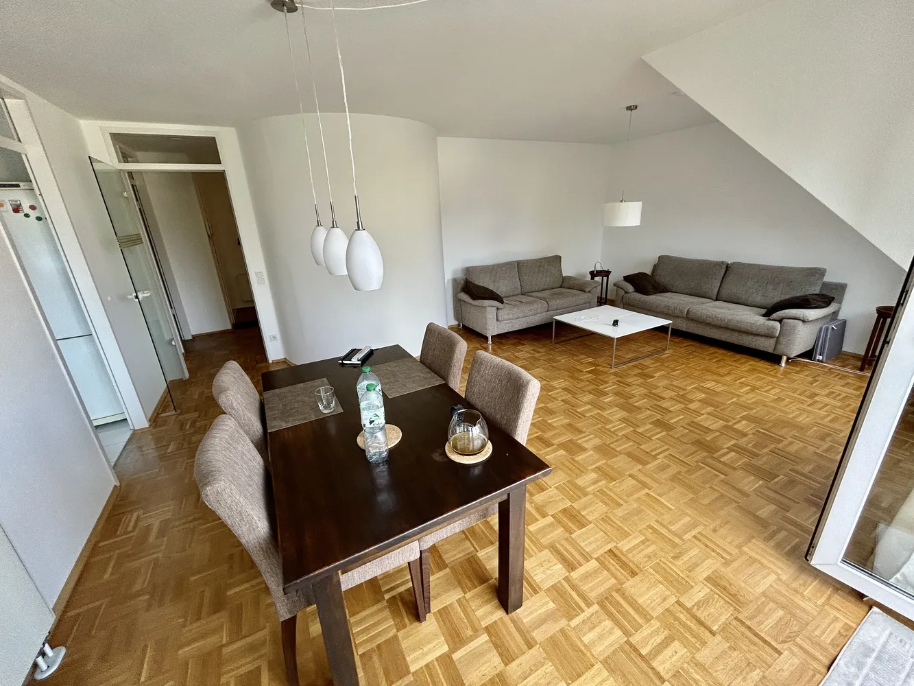 4 Zimmer Wohnung mit 100 m² in Mülheim an der Ruhr – Bild 2