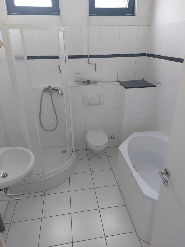 2 Zimmer Wohnung mit 63 m² in Köln – Bild 9