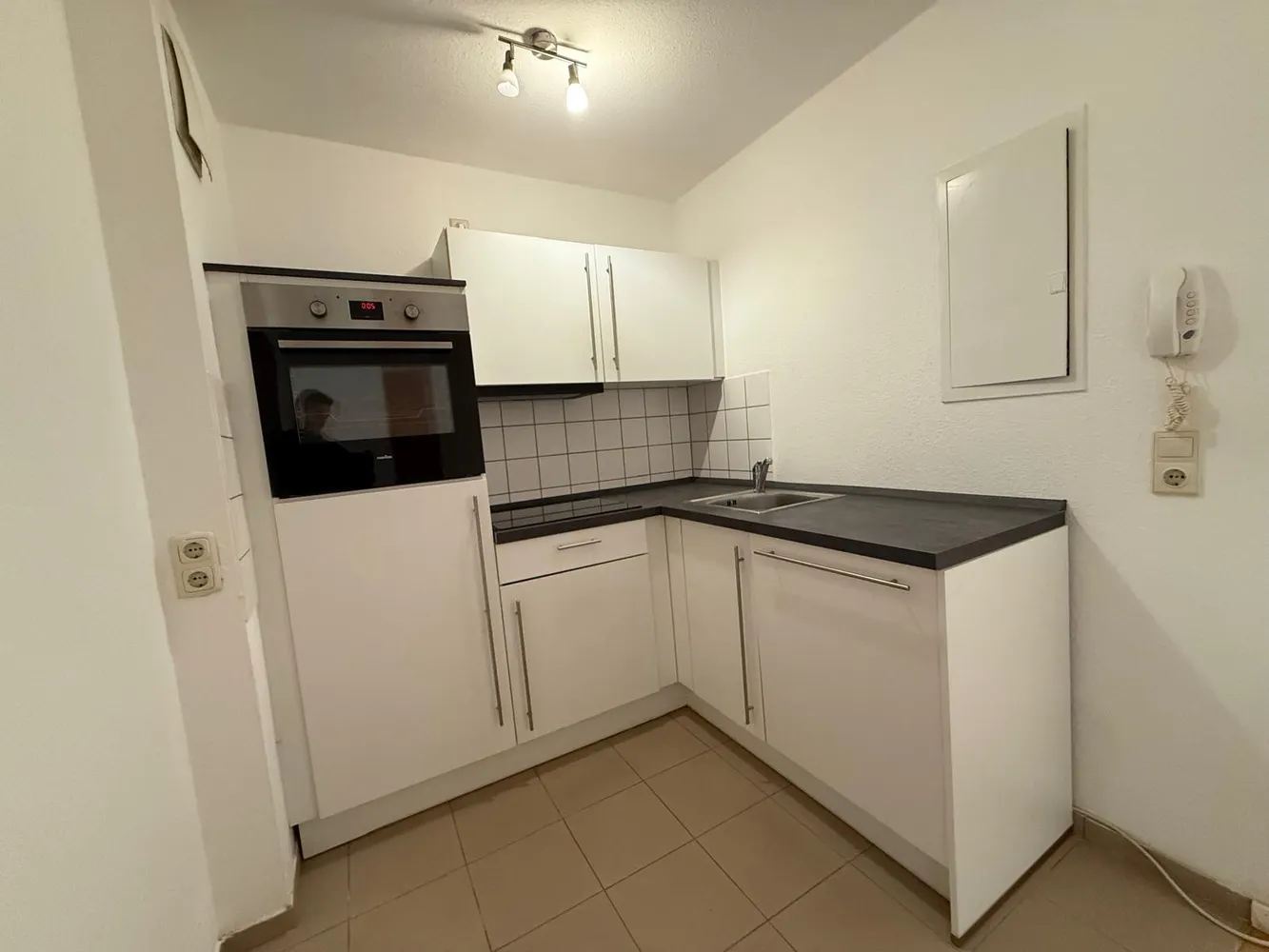 2 Zimmer Wohnung mit 51 m² in Saarbrücken – Bild 4