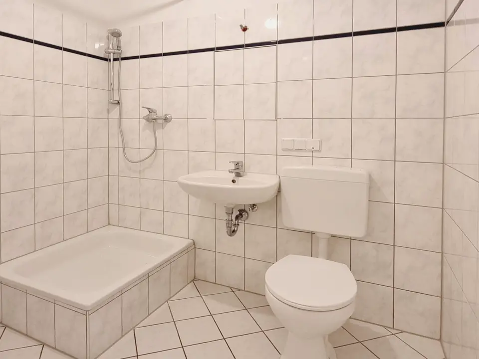 2 Zimmer Wohnung mit 36 m² in Radebeul – Bild 5