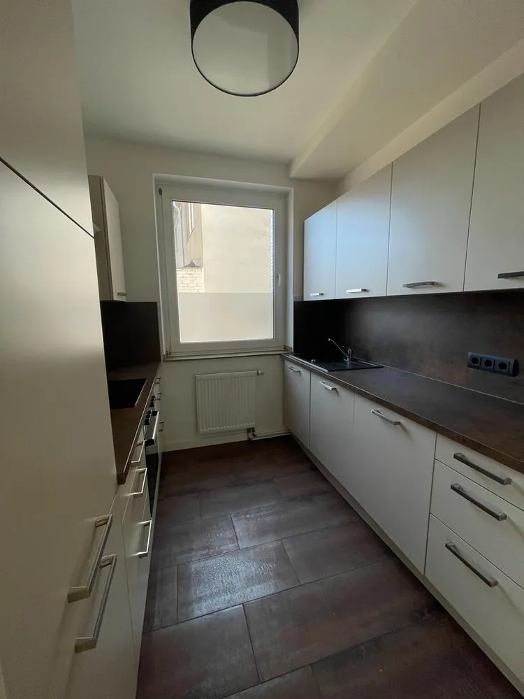 2 Zimmer Wohnung mit 76 m² in Düsseldorf – Bild 5