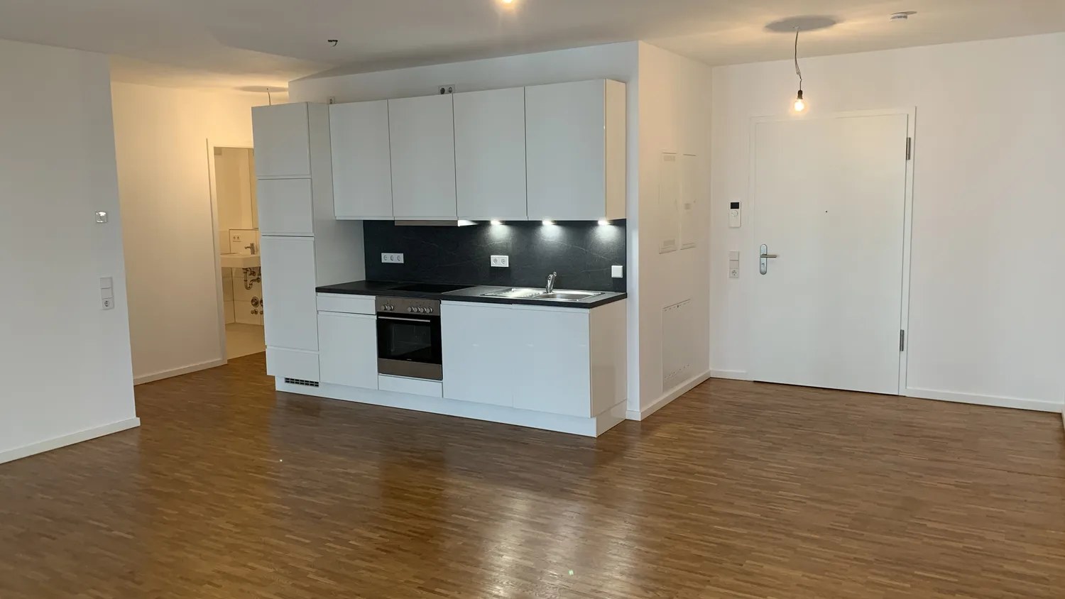 3 Zimmer Wohnung mit 83 m² in Frankfurt am Main – Bild 1