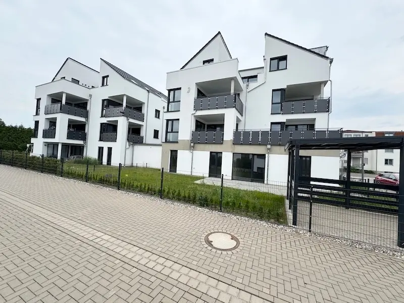 3 Zimmer Wohnung mit 87 m² in Neubrandenburg – Bild 1