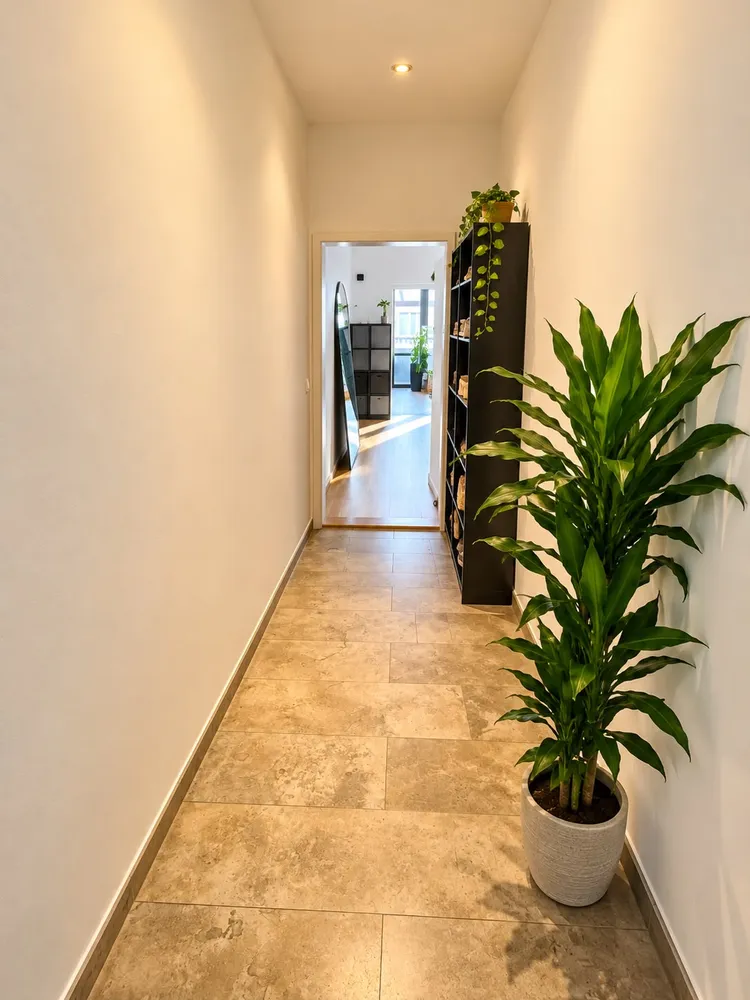 2 Zimmer Wohnung mit 76 m² in Hamburg – Bild 2