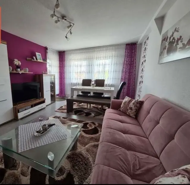 4 Zimmer Wohnung mit 115 m² in Singen – Bild 1