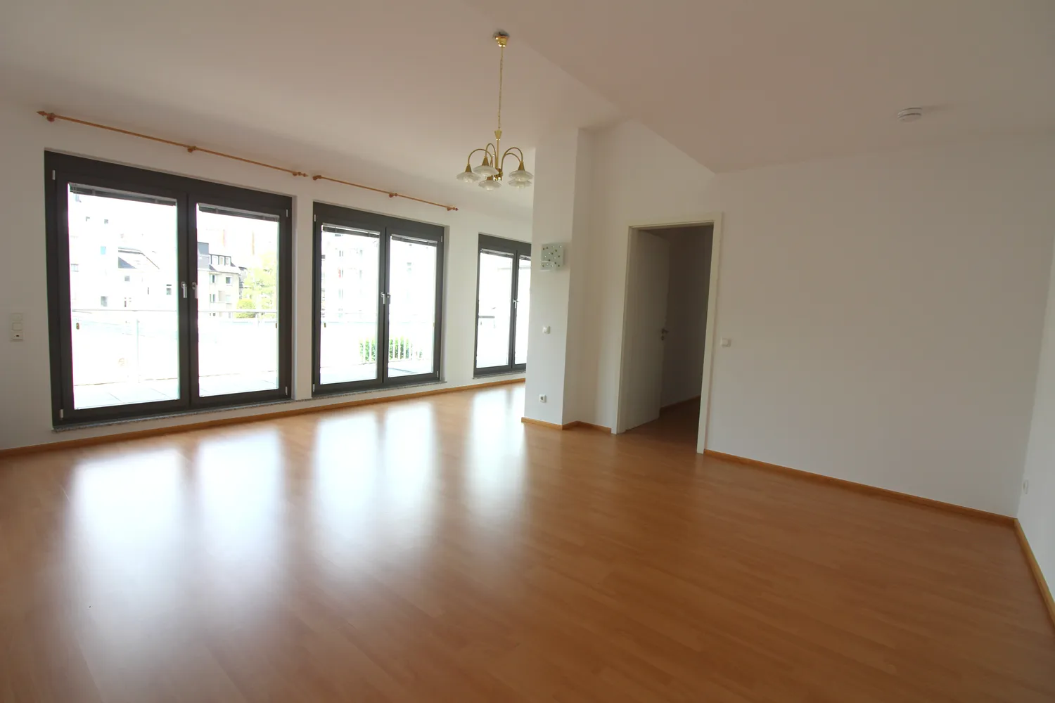 3 Zimmer Wohnung mit 118 m² in Düsseldorf – Bild 6