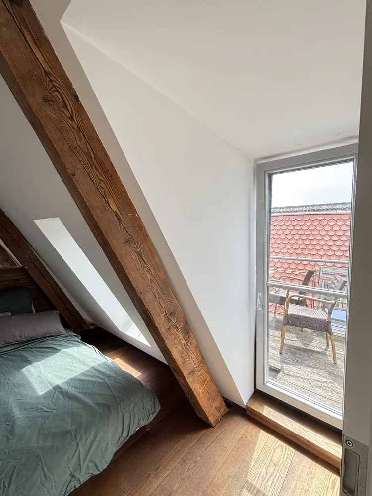 6 Zimmer Wohnung mit 150 m² in Augsburg – Bild 6