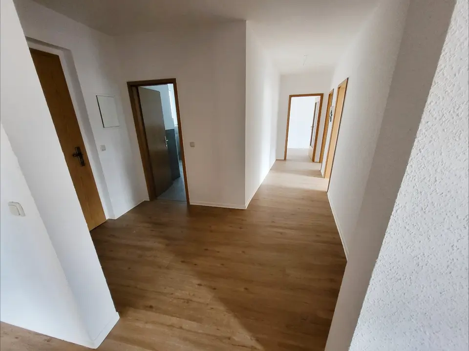 5 Zimmer Wohnung mit 115 m² in Chemnitz – Bild 4
