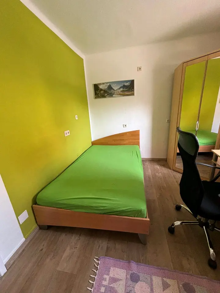 WG-Zimmer mit 12 m² in Sonneberg – Bild 2