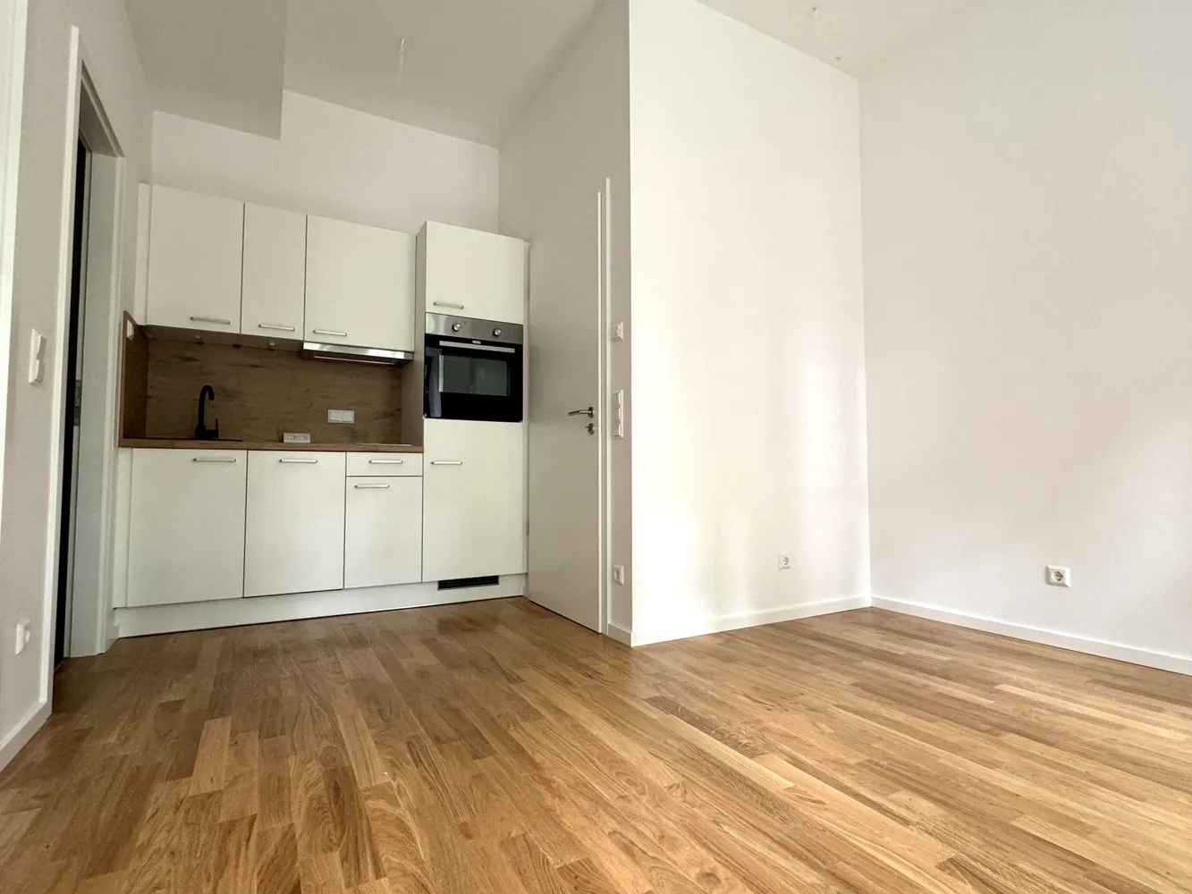 3 Zimmer Wohnung mit 35 m² in Halle (Saale) – Bild 2