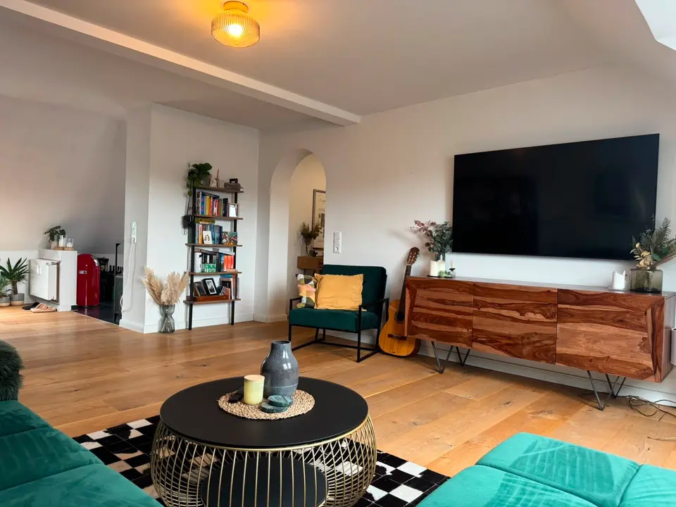 3 Zimmer Wohnung mit 92 m² in Kiel – Bild 2