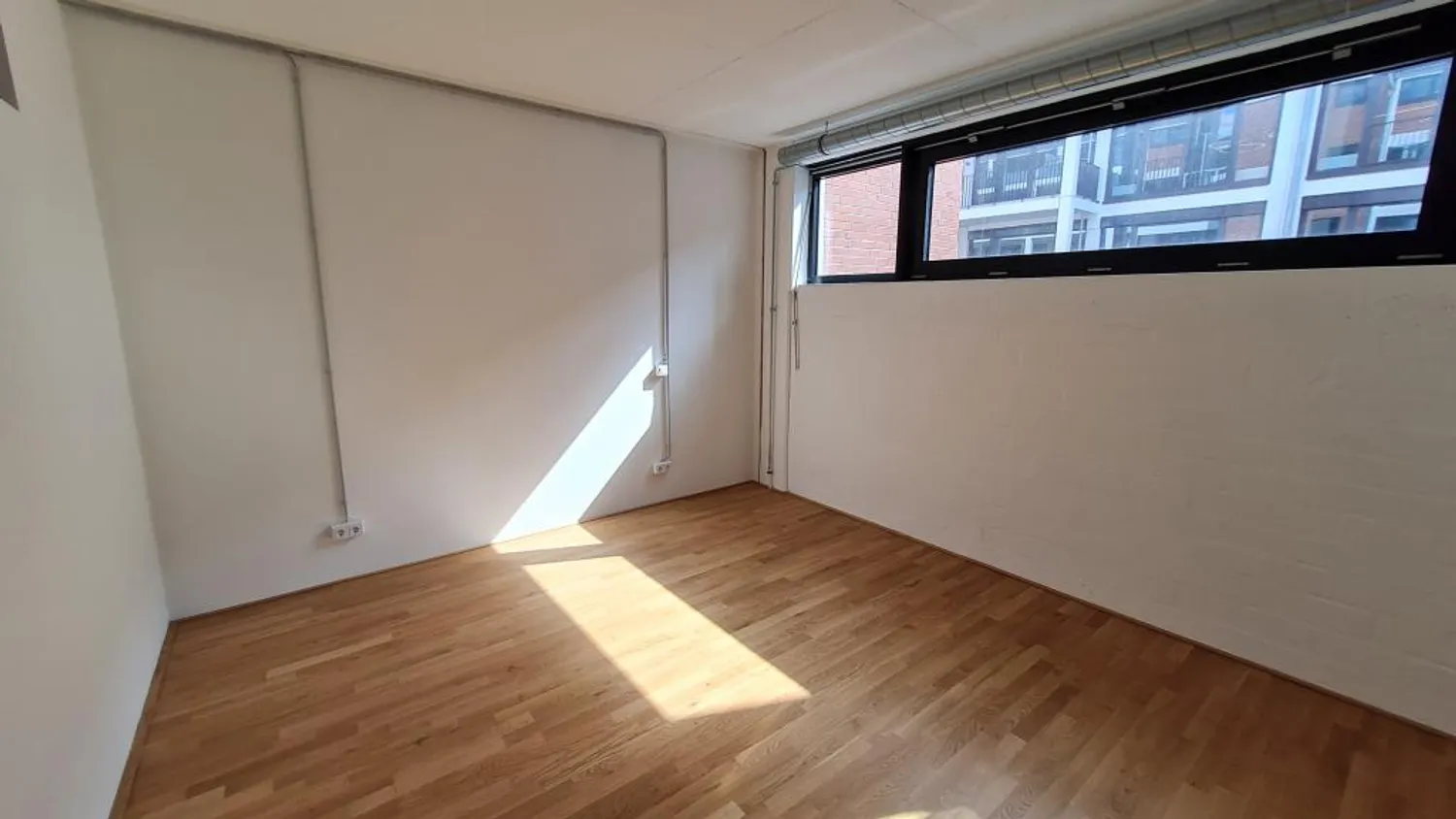 2 Zimmer Wohnung mit 130 m² in Bremen – Bild 2