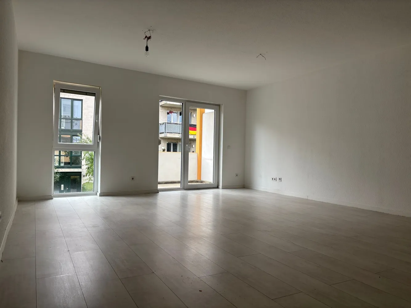 2 Zimmer Wohnung mit 81 m² in Köln – Bild 3