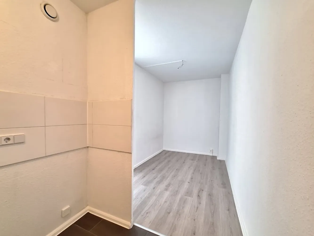 1 room apartment with 35 m² in Chemnitz – Photo 6