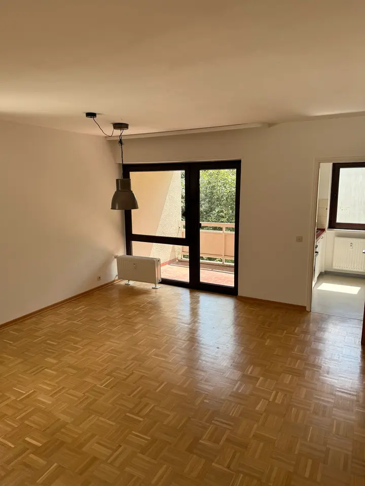 2 Zimmer Wohnung mit 48 m² in Saarbrücken – Bild 1