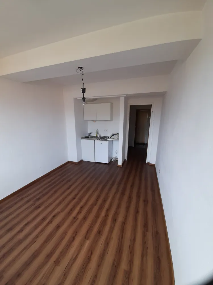 1 room apartment with 24 m² in Cologne – Photo 2