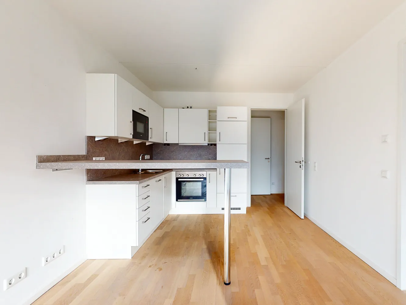 2 room apartment with 51 m² in Frankfurt am Main – Photo 2