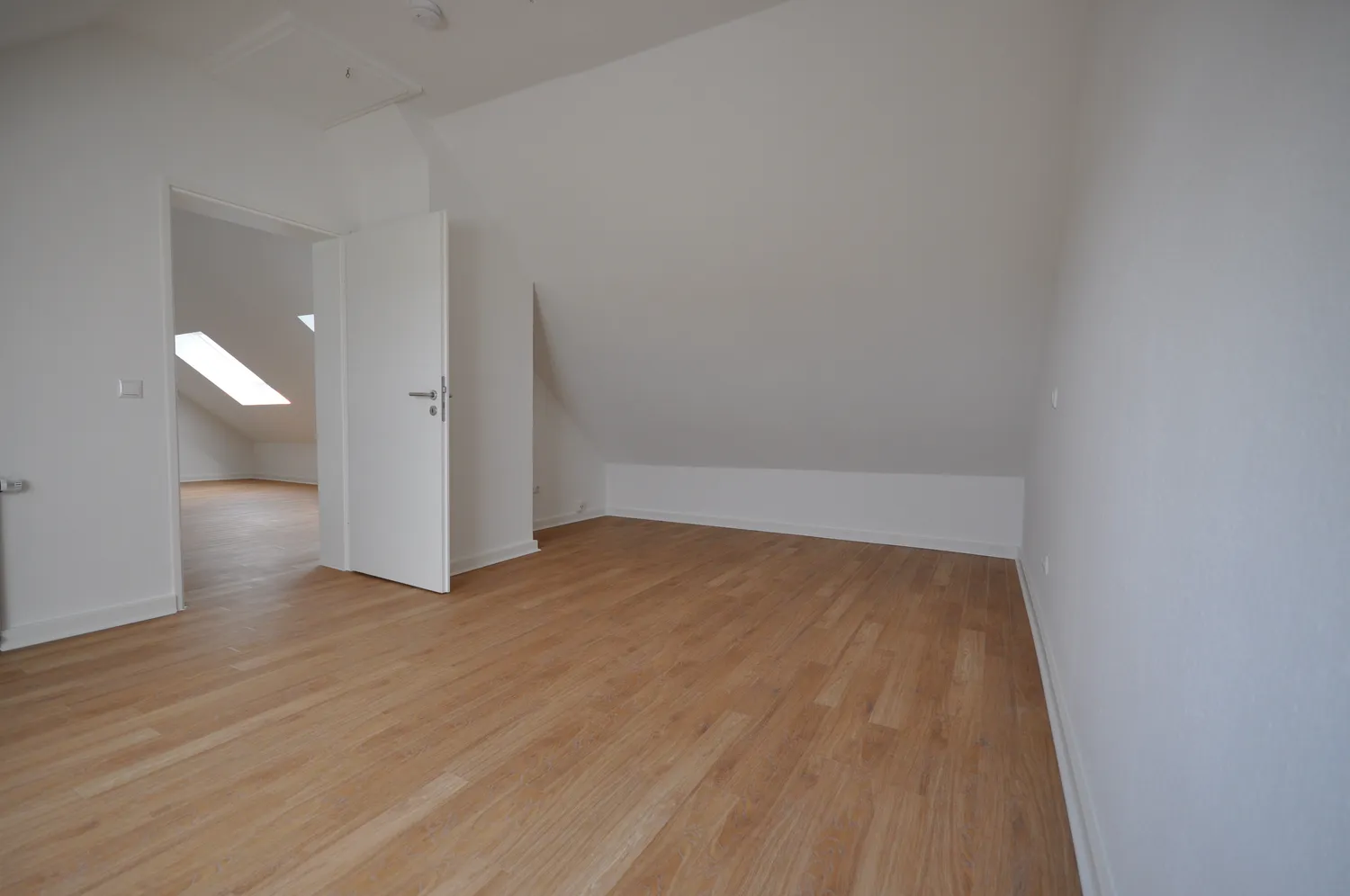 3 Zimmer Wohnung mit 77 m² in Köln – Bild 4