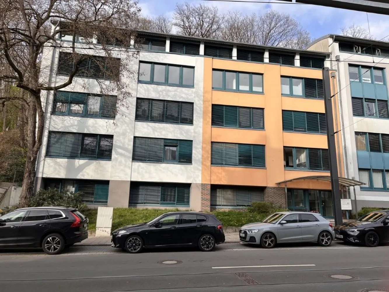 3 Zimmer Wohnung mit 79 m² in Düsseldorf – Bild 2