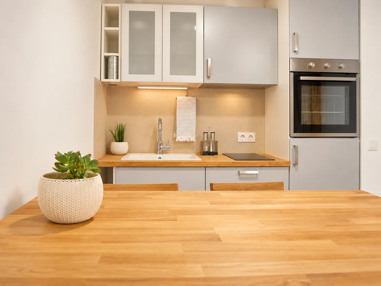 1 room apartment with 36 m² in Stuttgart – Photo 7