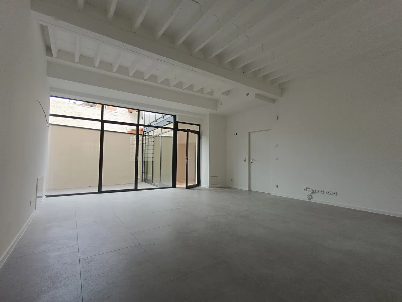 3 room apartment with 130 m² in Würzburg – Photo 1