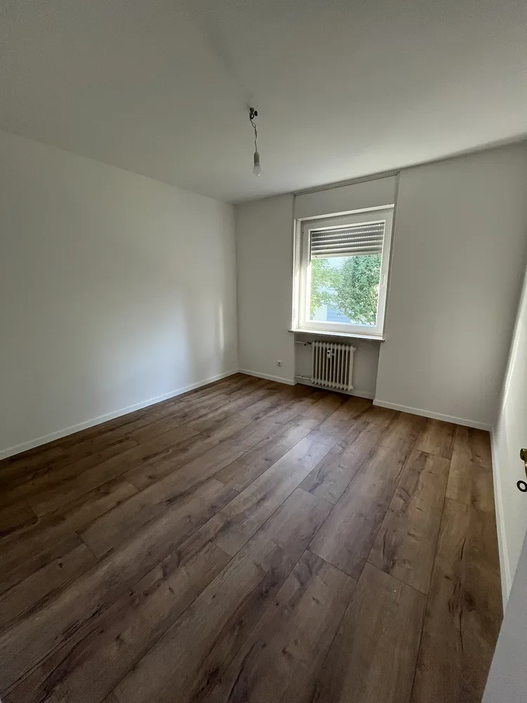 5 Zimmer Wohnung mit 104 m² in Wiesbaden – Bild 11