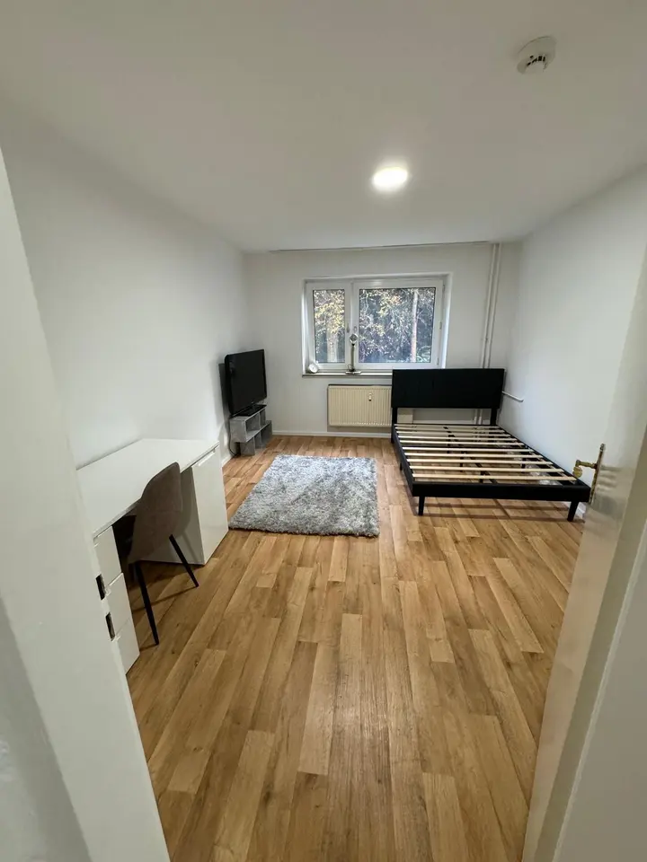 4 Zimmer Wohnung mit 16 m² in Hannover – Bild 8