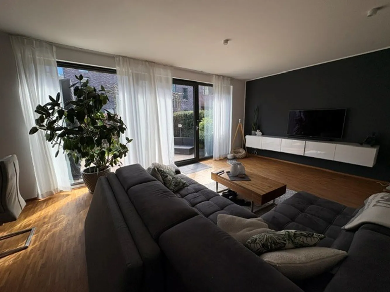 4 Zimmer Wohnung mit 119 m² in Hamburg – Bild 2