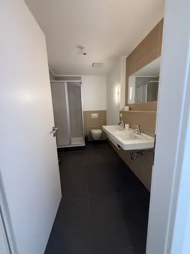 7 Zimmer Wohnung mit 35 m² in Gießen – Bild 2