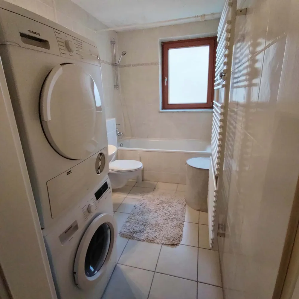 Shared room with 12 m² in Munich – Photo 1