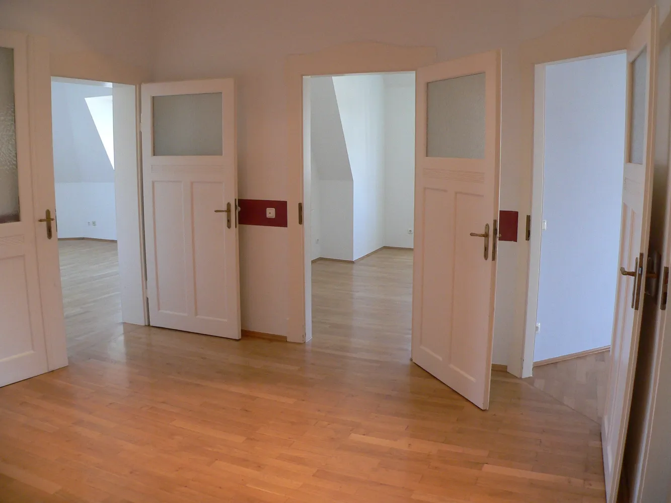 4 Zimmer Wohnung mit 140 m² in Dresden – Bild 11