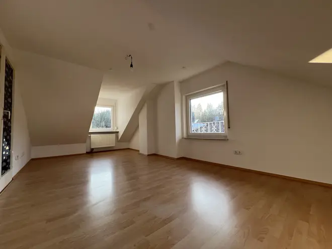 4 Zimmer Wohnung mit 100 m² in Marburg – Bild 2