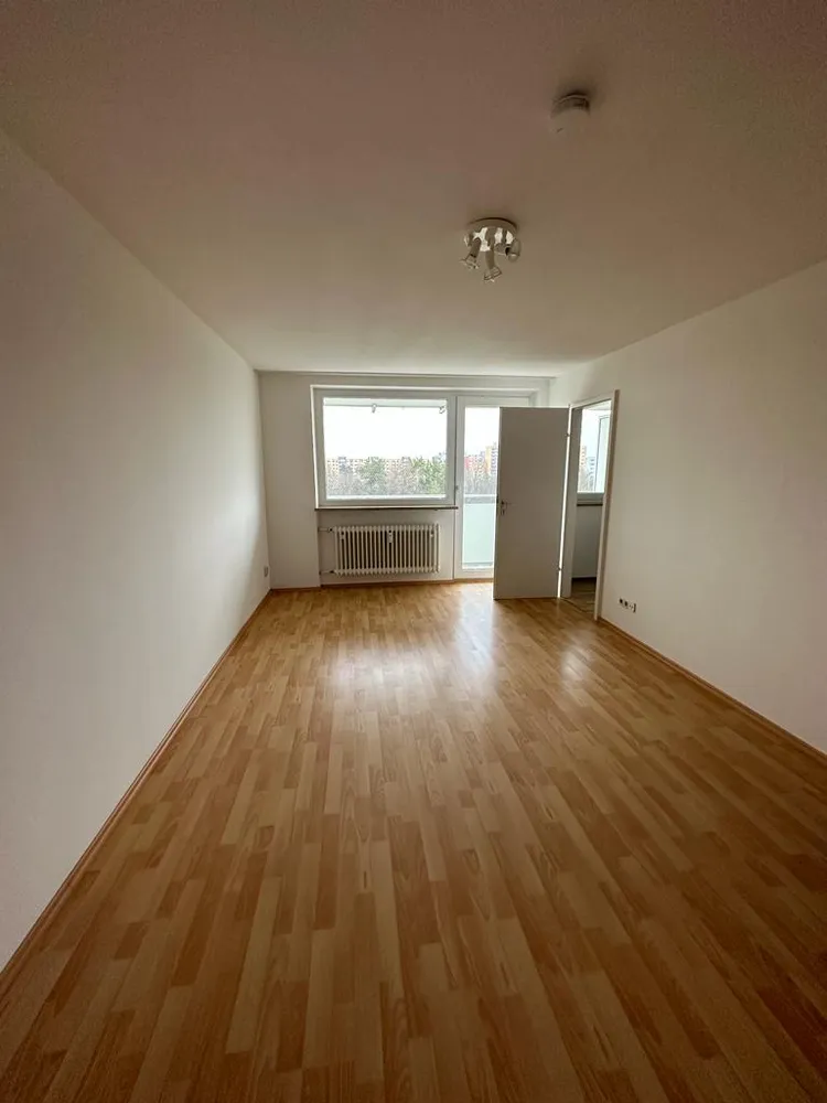 1 room apartment with 32 m² in Munich – Photo 7