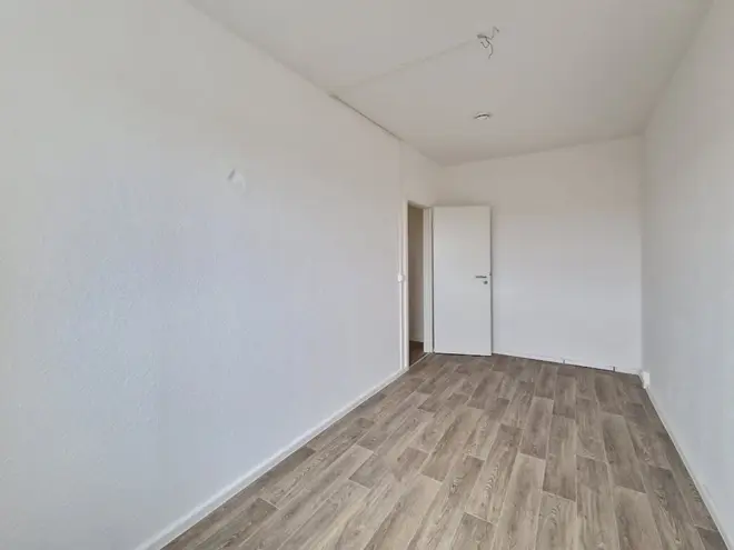 4 Zimmer Wohnung mit 77 m² in Dresden – Bild 12
