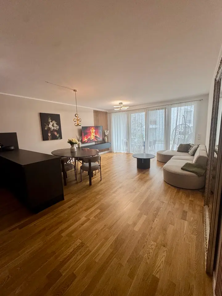 3 Zimmer Wohnung mit 95 m² in Bergisch Gladbach – Bild 2